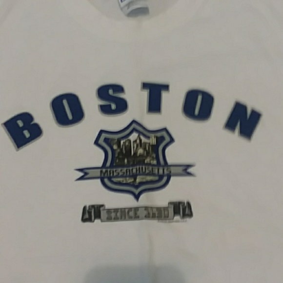 Tee - Picture 2 of 3